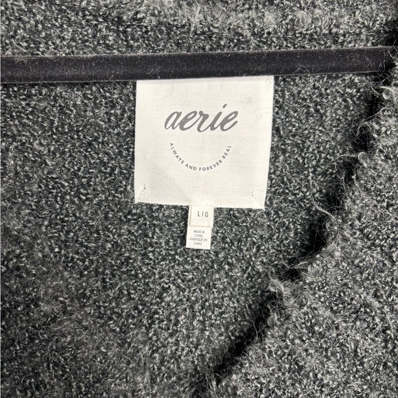 Aerie Women's black teddy Sweater - Picture 2 of 4